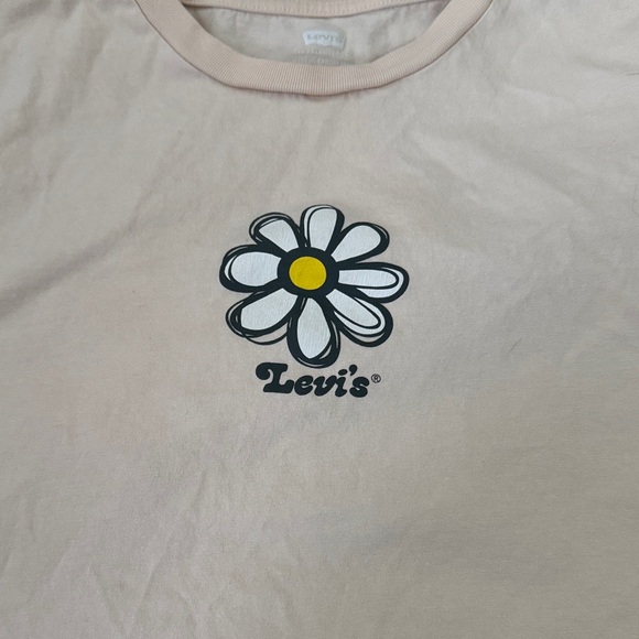 Levi's Womens light pink Tee with Daisy Motif - Picture 2 of 4